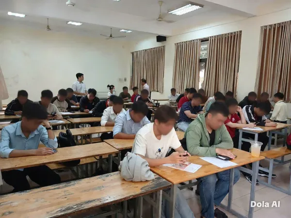 Một số hình ảnh triển khai chương trình đào tạo nghề cho các nhóm đối tượng đặc thù tại Trường Cao đẳng Kỹ Nghệ II.