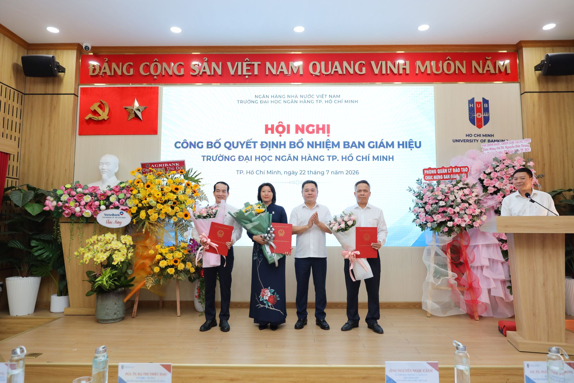 Các Phó Hiệu trưởng ĐH Ngân hàng TPHCM