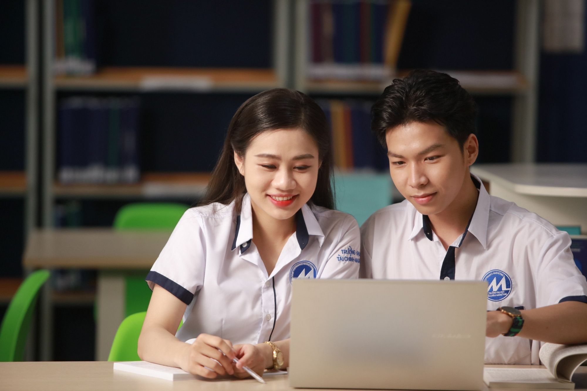 Sinh viên tốt nghiệp hạng Giỏi trở lên được tham gia dự tuyển