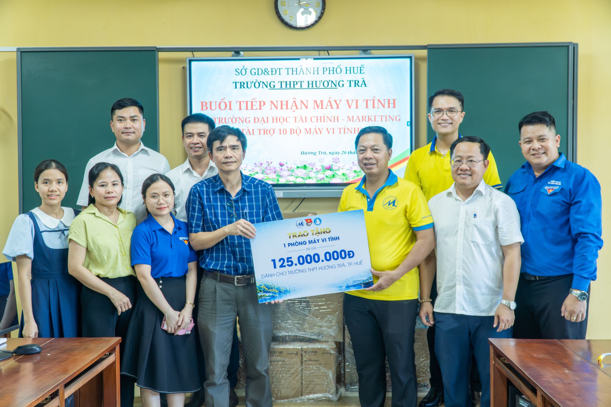 UFM tang may tinh