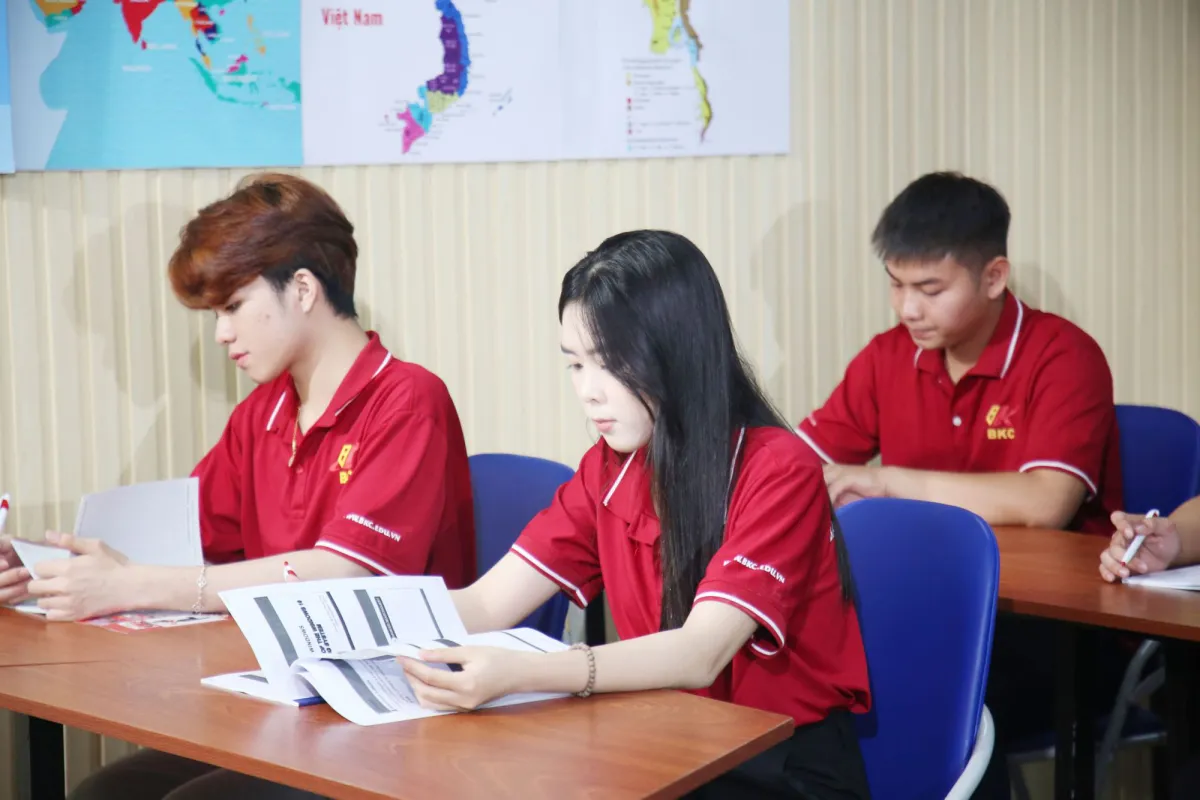 Sinh viên Trường Cao đẳng Bách khoa Sài Gòn