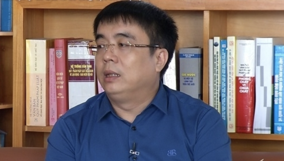 Ông Trần Tú Khánh