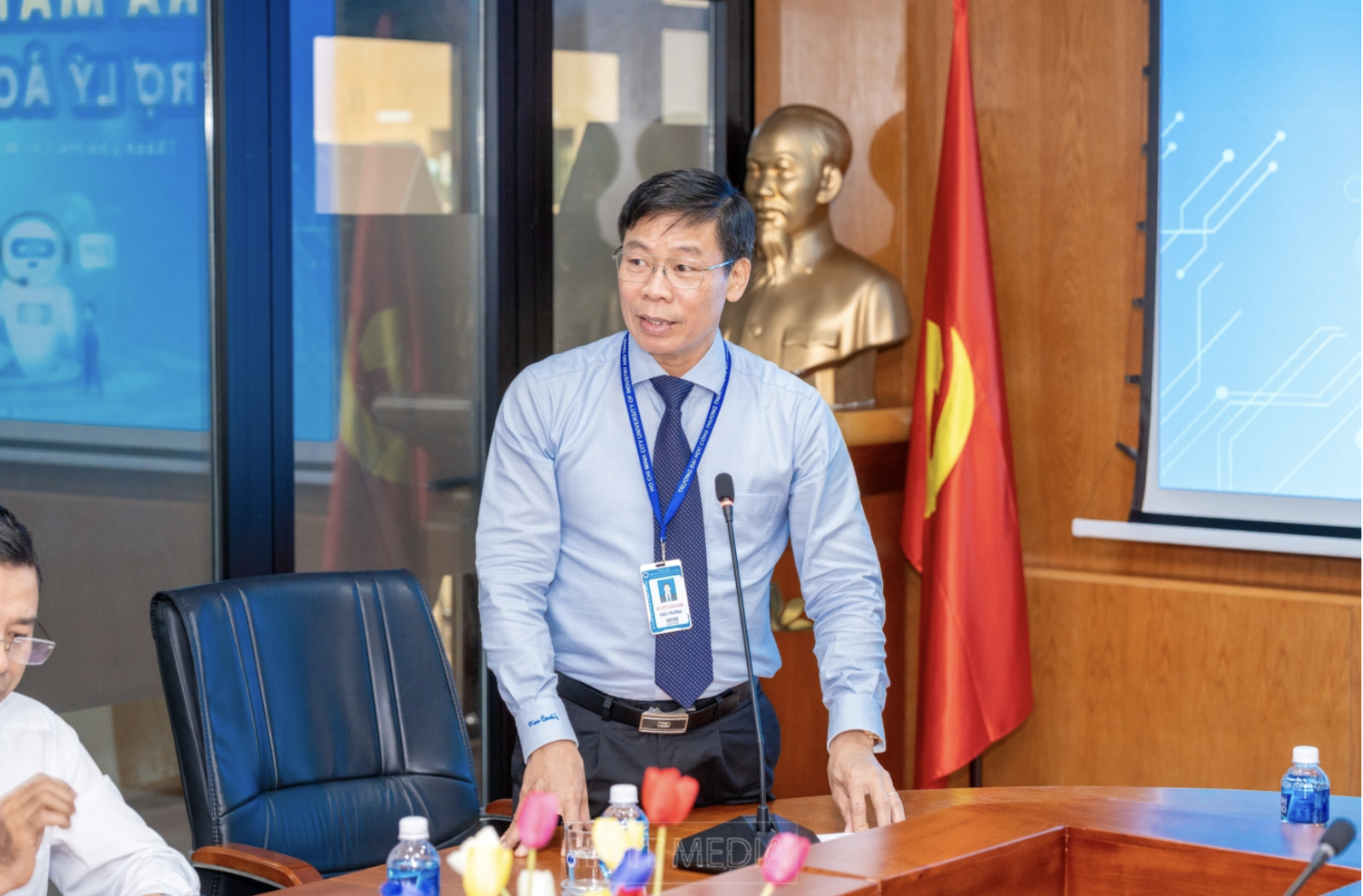 PGS- TS Nguyễn Xuân Hoàn, Hiệu trưởng Trường ĐH Công thương TP HCM thông tin về lộ trình đẩy mạnh chuyển đổi số và ứng dụng AI trong toàn trường