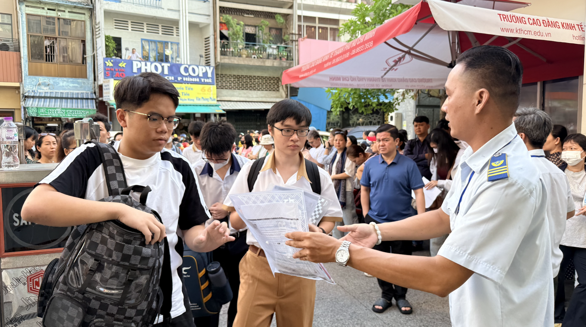 Học sinh thi lớp 10 Trường Phổ thông Năng khiếu năm 2026