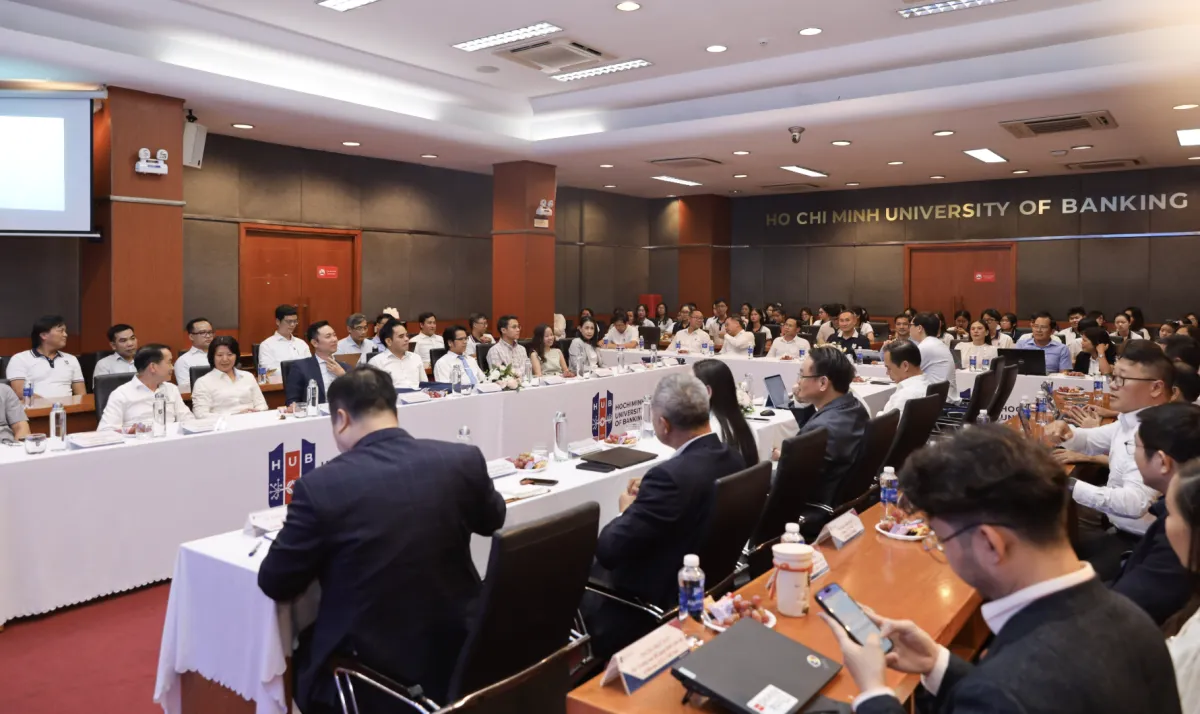 Các đại biểu dự hội thảo