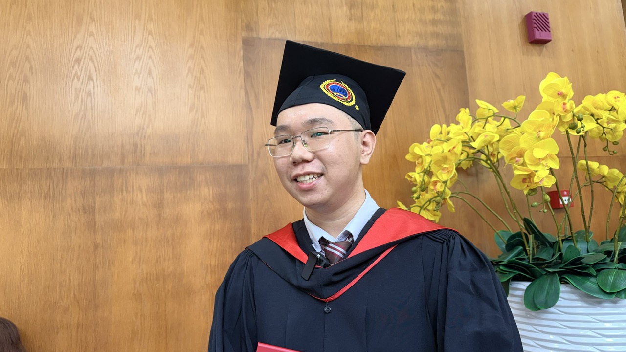 Thủ khoa Phạm Gia Kiệt tại lễ tốt nghiệp 