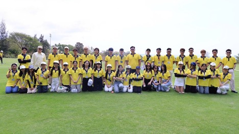 Sinh viên ngành du lịch - Trường ĐH Công thương TPHCM tham gia các hoặt động dã ngoại