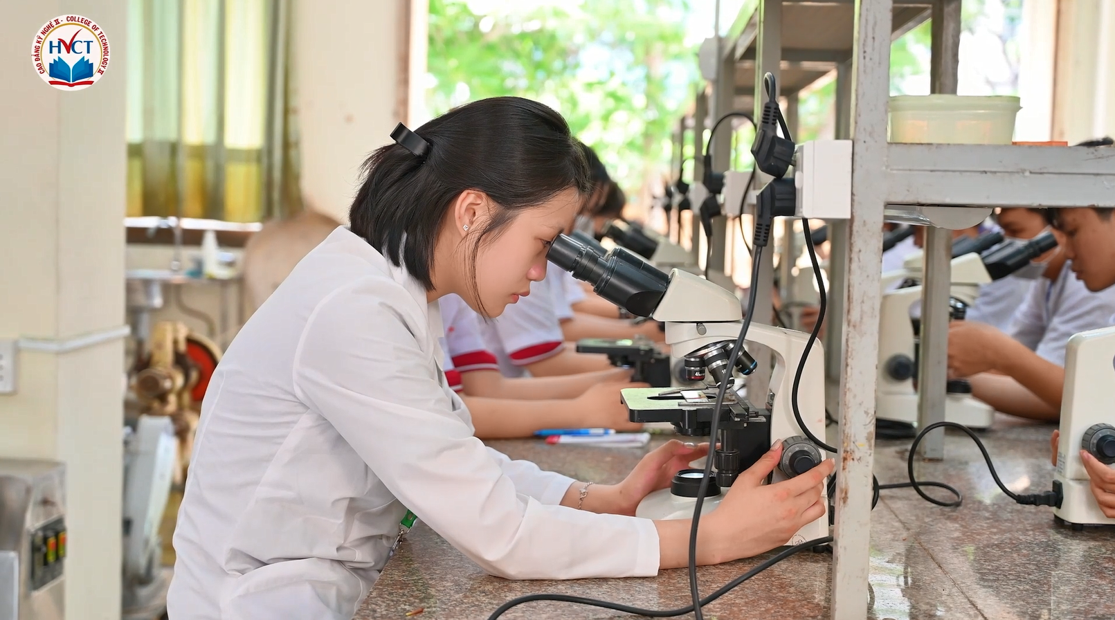 ngành dược tại CĐ Kỹ nghệ II