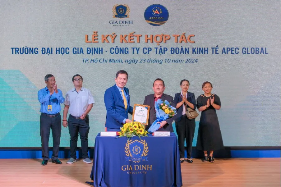 GDU ký kết doanh nghiệp