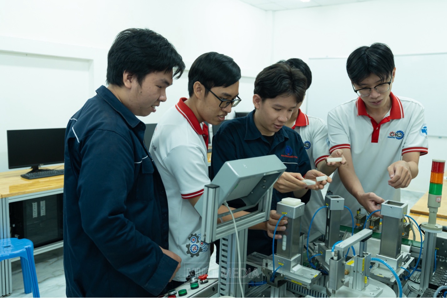 Sinh viên kỹ thuật nhiệt