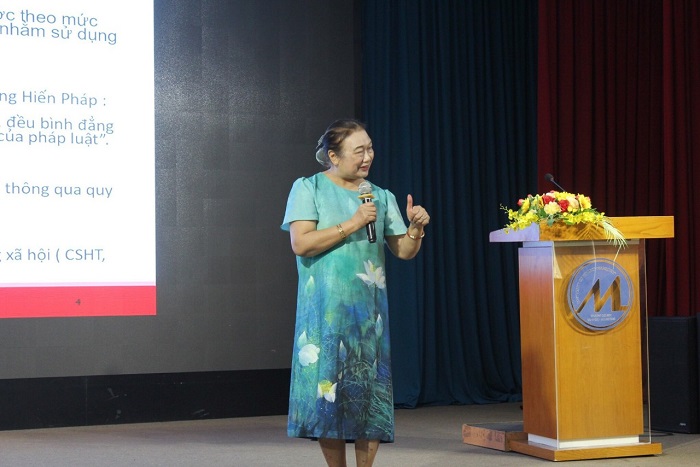 Bà Nguyễn Thị Cúc - Nguyên Phó tổng cục trưởng Tổng cục Thuế, Chủ tịch Hội Tư vấn Thuế Việt Nam (VTCA)