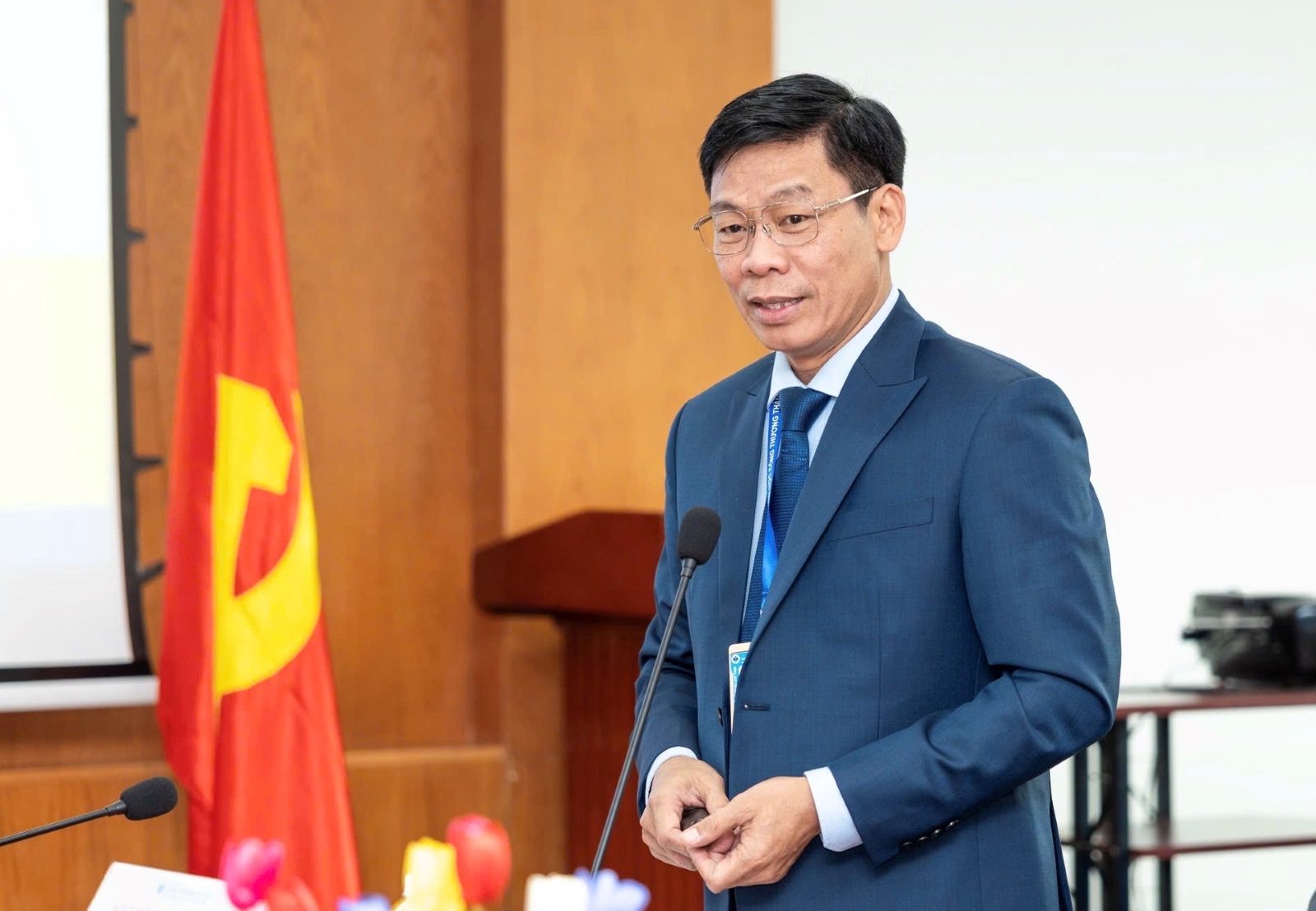 PGS-TS NGuyễn Xuân Hoàn