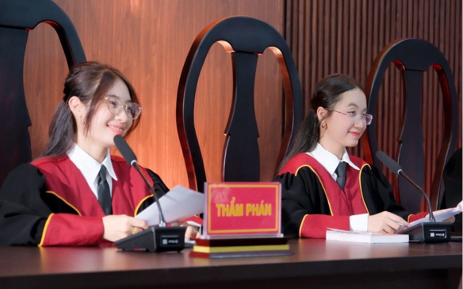 Sinh viên ngành Luật Trường ĐH Gia Định